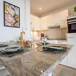 Le Beaupre-21 By Interhome Daire *